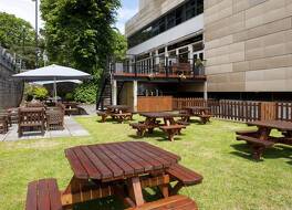 ホリデイ イン カーディフ シティ バイ IHG 写真