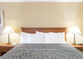 デイズ イン バイ ウィンダム リプリー 写真