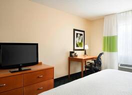 フェアフィールド イン & スイーツ バイ マリオット シャンペーン 写真