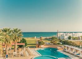 ゴウヴェス ベイ ホテル 写真