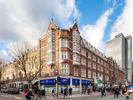 ラディソン ブル ホテル ロンドン ユーストン スクエア  旧：グラフトン 写真