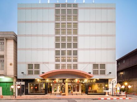 デーワラジ ホテル 写真