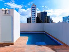 カリヨン プラザ ホテル 写真