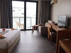 ナラギ ホテル 写真