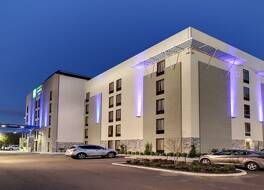 Holiday Inn Express & Suites Jackson Downtown - Coliseum 写真