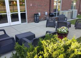 コンフォート スイーツ アーバナ シャンペーン ユニバーシティ エリア 写真