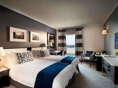 ザ コモドール ホテル 写真