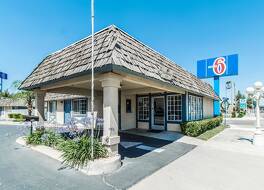 Motel 6-Kingsburg, CA 写真