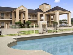 デイズ イン & スイーツ バイ ウィンダム シュトゥットガルト 写真