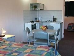 ミッド シティ モーテル 写真