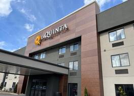 La Quinta Inn & Suites by Wyndham Nashville Airport