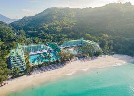 Le Meridien Phuket Beach Resort