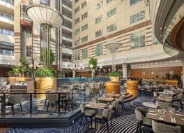 ヒルトン パリ シャルル ド ゴール エアポート 写真