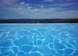 ル ルレ ドゥ カステルノー 写真