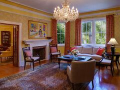 ロイヤル パームス ホテル 写真