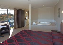 レイク タウポ モーター イン 写真