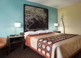 スーパー 8 バイ ウィンダム マウント ヴァーノンイリノイ 写真