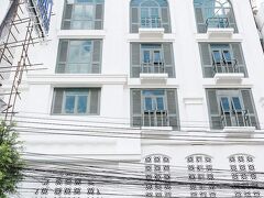 ラッキー ハウスカオサン 写真