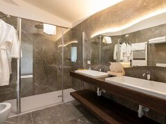 ホテル カールトン 写真