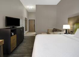 カントリー イン&スイーツ バイ ラディソン シンシナティ エアポート 写真