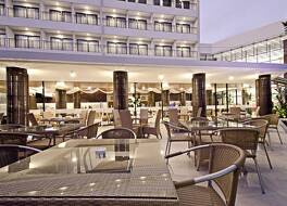 イジェン スイーツ リゾート アンド コンベンション 写真