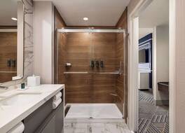 ヒルトン BN ナッシュビル エアポート ターミナル 写真