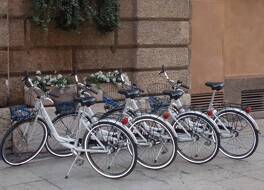 ホテル アカデミア 写真