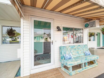 オーシャン グラス イン (旧パイレーツ コーブ) 写真