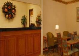 アメリックイン バイ ウィンダム クインシー 写真