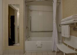 シュアステイ プラス ホテル バイ ベストウェスタン シカゴ ロンバード 写真