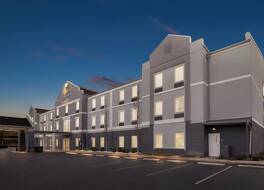 コンフォート スイーツ アット リバーゲート モール 写真