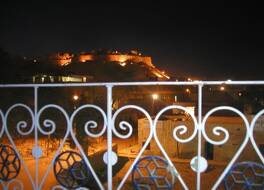 ホテル ゴールデン シティ 写真