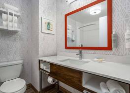 ハンプトン イン & スイーツ マンシー 写真