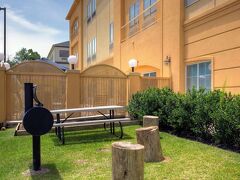 ラ キンタ イン & スイーツ バイ ウィンダム ヒューストン ニュー カネイ 写真