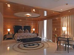 ロイヤル オーキッド セントラル キリーティ ハンピ 写真