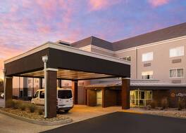 ラ キンタ イン & スイーツ バイ ウィンダム ノックスビル エアポート 写真