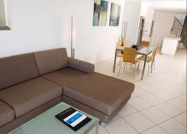 マンタ アパートメンツ バーガラ 写真