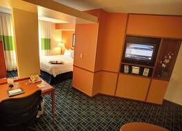 フェアフィールド イン & スイーツ バイ マリオット マウント バーノン レンド レイク 写真