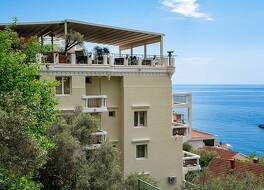 Hotel Adrovic 写真