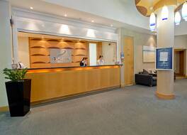 オークス ザ エントランス ウォーターフロント スイーツ 写真