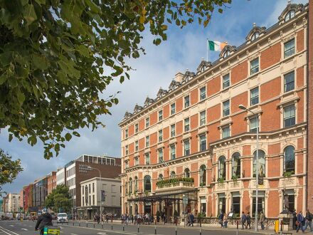 ザ シェルボーン オートグラフ コレクション 写真