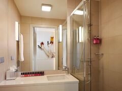 モクシー ロンドン ヒースロー エアポート 写真