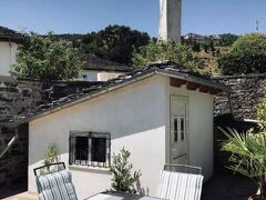 Stone House Obelisk 写真