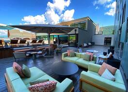 アリーナ フランツ フェルディナンド ナスフェルト 写真