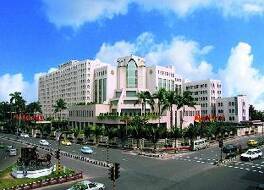 ホテル ルポシ バングラ