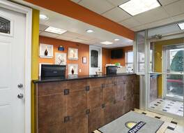 デイズ イン バイ ウィンダム ナッシュビル エアポート 写真