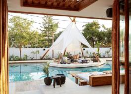 ザ シントピア ホテル