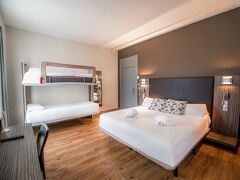 プチ パレス サンタ クルス 写真