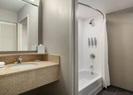 Courtyard by Marriott Charlotte Matthews 写真