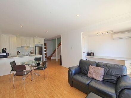 アレクサンドラス オン タカルバン アコモデーション 写真